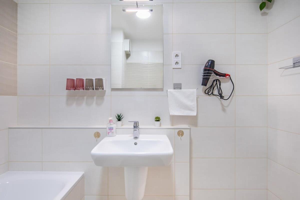 Central - New - Cozy Stay Budapest Eksteriør bilde